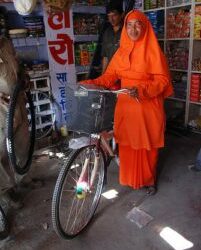 Nun in India receives bike from Ride Earth